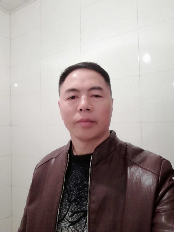枭的第一张照片--桑植闪婚服务中心
